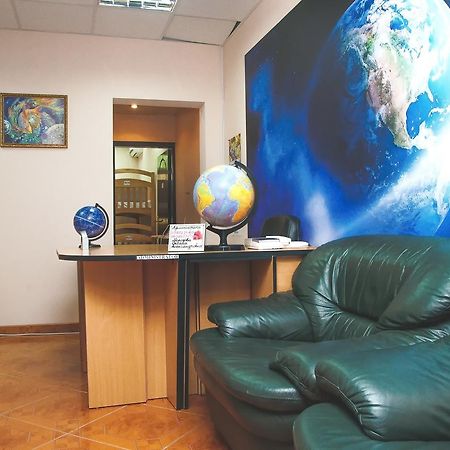 Globus Hostel Киев Экстерьер фото